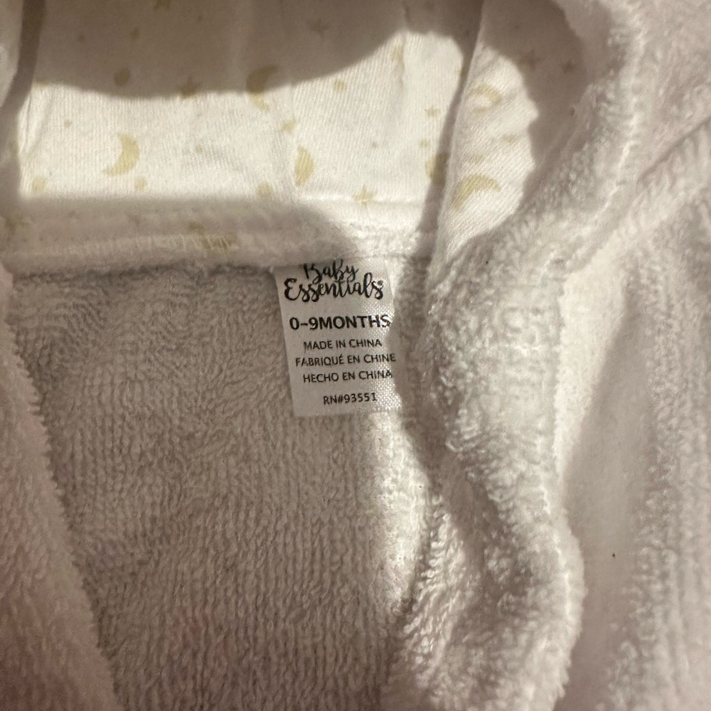 Baby Essentials Soft White Baby Robe - Picture 2 of 2